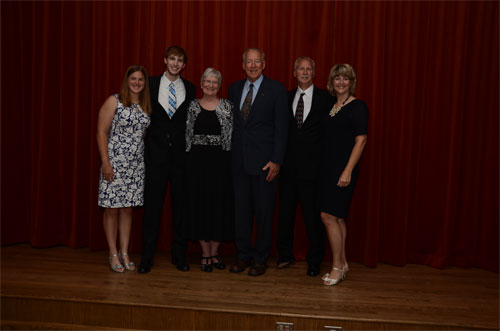 Photo of Bob and Dianne with Celia, Mark, and grandchildren