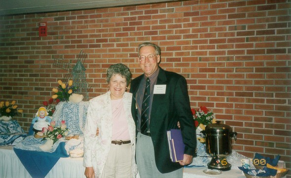 Robert and Joan at reception photo